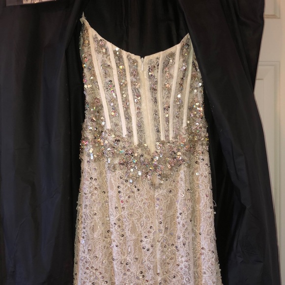 Pageant Dress - Picture 5 of 6